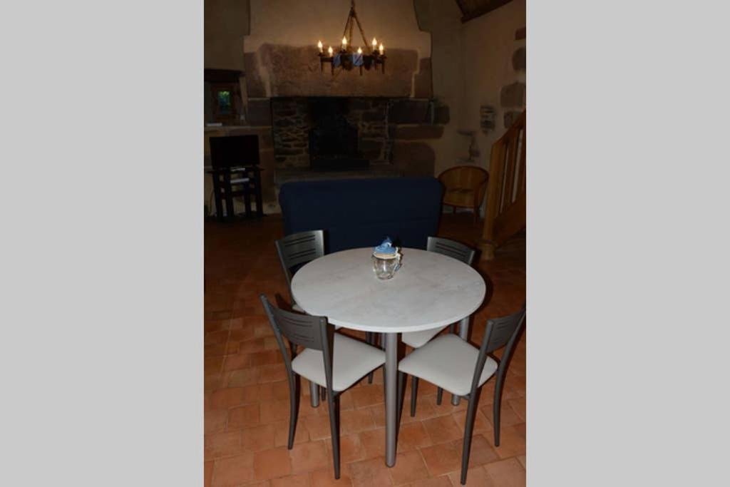 Gite 3 Personnes, Possibilite Table D'Hotes Le Soir Treduder Dış mekan fotoğraf